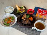 レストランでの特別料理の紹介