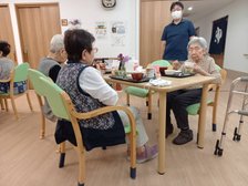 お食事の風景です。