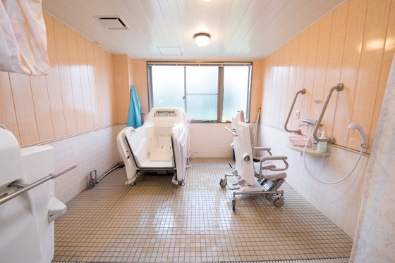 介護付有料老人ホーム やすらぎ苑