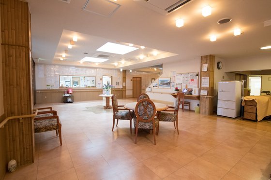 介護付有料老人ホーム やすらぎ苑