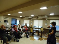 みんなで踊ろうフラダンス