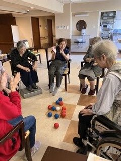 スポーツの秋ボッチャをしました!