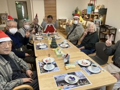 しあわせカフェ開店