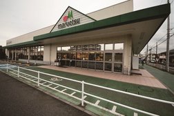 近隣のスーパー