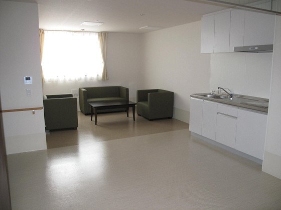 ディーフェスタ 高尾