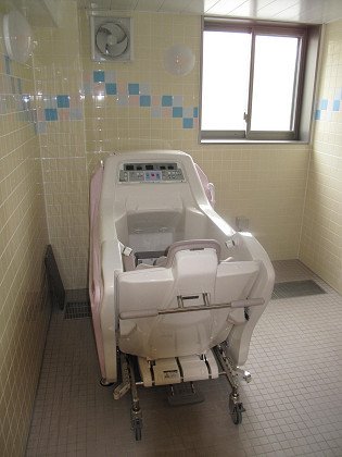 ディーフェスタ 高尾