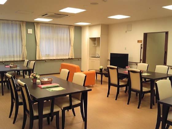 ディーフェスタ 神戸大沢