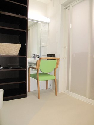 ディーフェスタ 日野