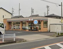 コンビニも近いです。