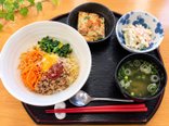 10/19 韓国風ビビンバ丼定食
