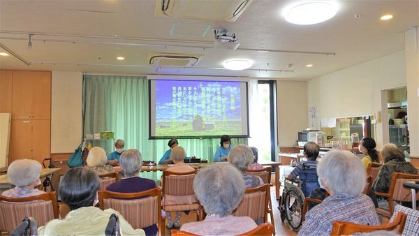 琴さくらの会 大正琴のボランティアさん27回目の来訪 和楽久シニアレジデンス長津田 横浜市緑区 Lifull 介護 琴さくらの会 大正琴のボランティアさん27回目の来訪 和楽久シニアレジデンス長津田 横浜市緑区 Lifull 介護