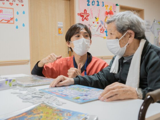 オリーブ 中間館
