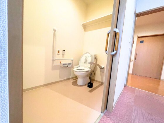 オリーブ 中間館