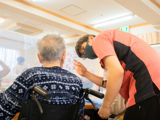 オリーブ 中間館