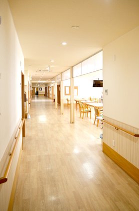 四つ葉のクローバー 中里