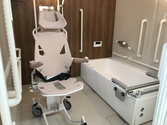 アンジェス岐阜岩地