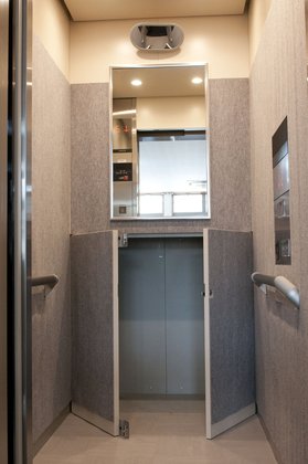 アンジェス八王子