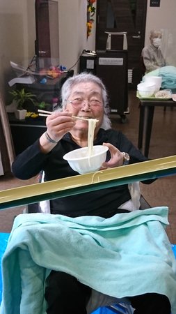 流しそうめん サンシャイン ヴィラつくば倶楽夢 茨城県つくば市 Lifull介護 旧home S介護 流しそうめん サンシャイン ヴィラつくば倶楽夢 茨城県つくば市 Lifull介護 旧home S介護