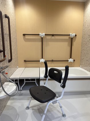 ナーシングホームしらゆりケアseseragi