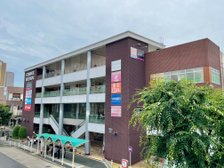 コムボックス明舞(商業施設)・・・徒歩3分(約240m)