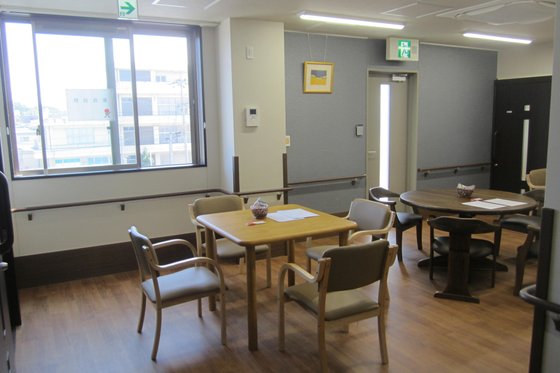 南ひこね翔裕館