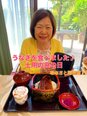 昼食はうなぎでした
