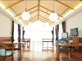 あきる野翔裕館