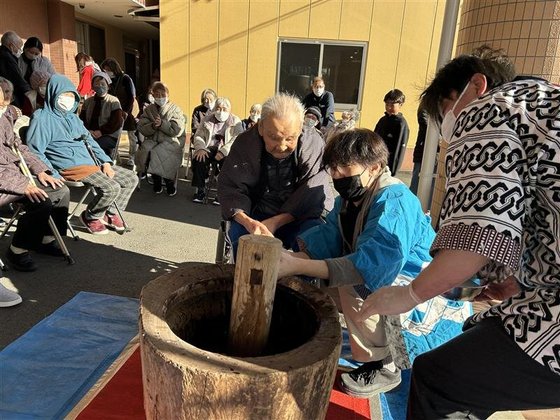 あきる野翔裕館