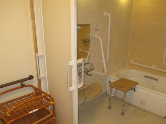 介護付有料老人ホーム シニアコートあざれあ