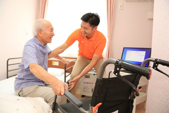 ドルフィン港北