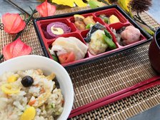 秋の行楽弁当