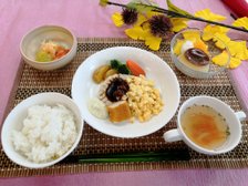 お楽しみメニューの昔懐かし洋食(ソフト食)