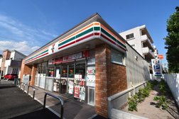 セブンイレブンまで190m