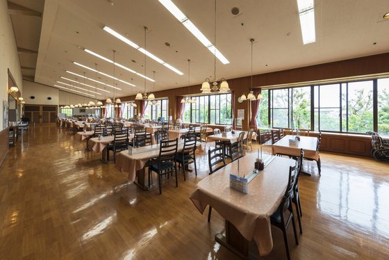 エリーネス須磨