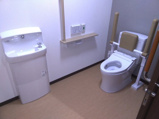 住宅型有料老人ホーム七郷