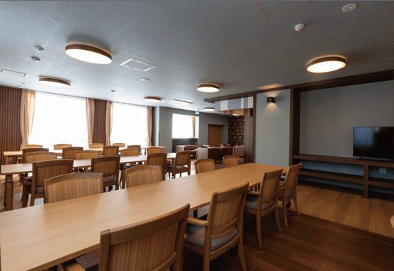 ナーシングホーム ケアリール岩田東