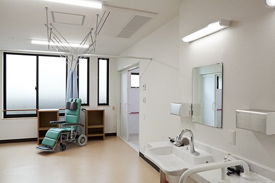 サービス付き高齢者向け住宅 にっこり山城