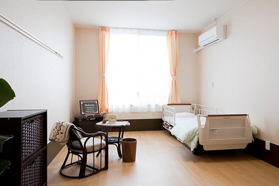 サービス付き高齢者向け住宅 にっこり山城