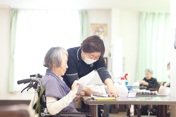サービス付き高齢者向け住宅 にっこり山城