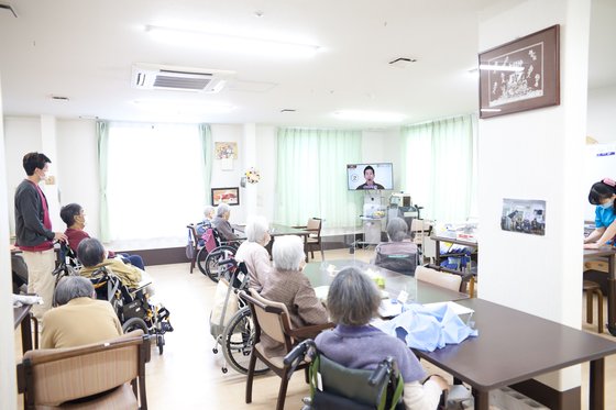 サービス付き高齢者向け住宅 にっこり山城