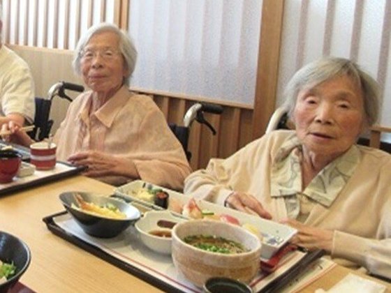 やすらぎの園津久野