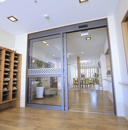 よっこいしょ・花の木 蔵之助