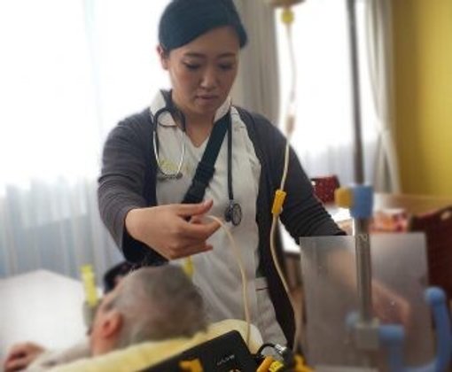 よっこいしょ・花の木 蔵之助