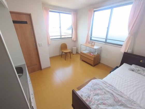 ひなたぼっこ伊丹森本