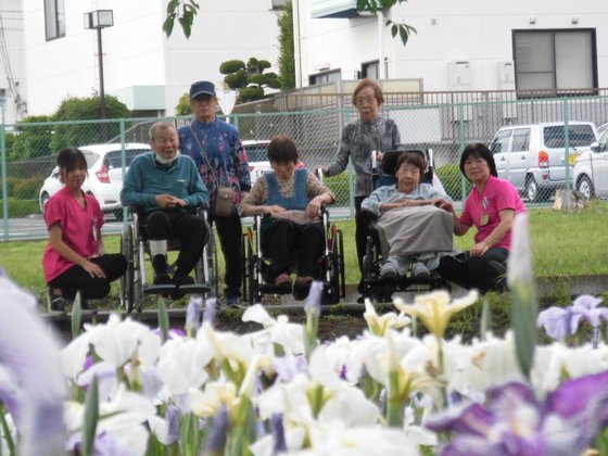 サービス付き高齢者向け住宅はなき