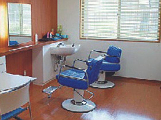 ライフステイからつ