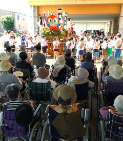 稲築こども山笠見物!