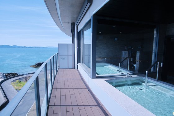 カーサポルト北条の海