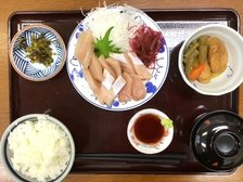 お刺身食