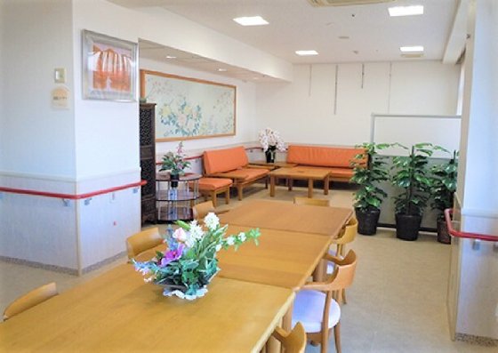 シニアライフもなみ